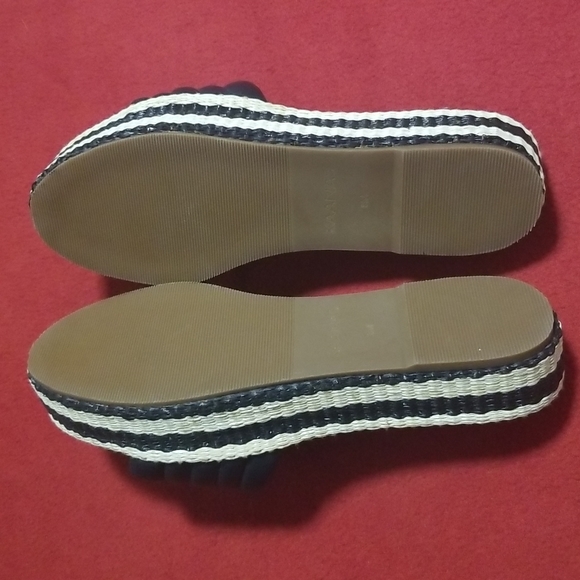 KAANASBalfour Chunky Platform Sandals - Picture 9 of 16